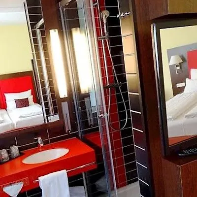 Western Amedia Art Otel