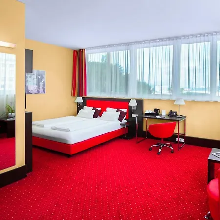 Western Amedia Art Hotel 4*