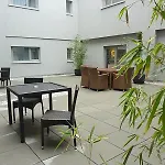Ξενοδοχείο Plaza Premium 4*