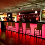 Plaza Premium Hotel 4*