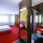 Ξενοδοχείο Plaza Premium 4*