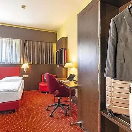 Plaza Premium 4* Salzburgo