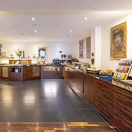 Hotel Plaza Premium