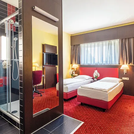 Plaza Premium 4* Salzburg