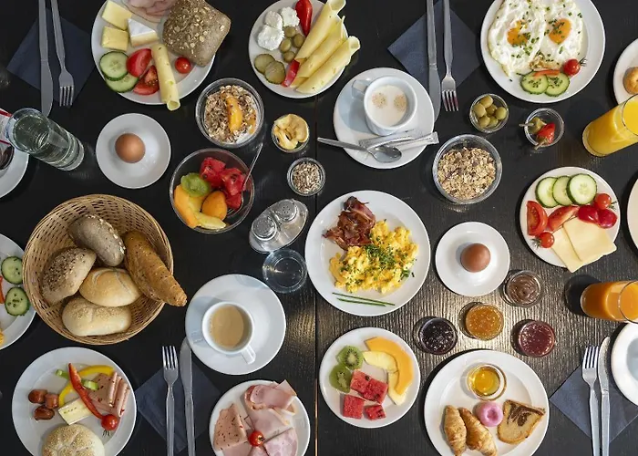 מלון Plaza Premium