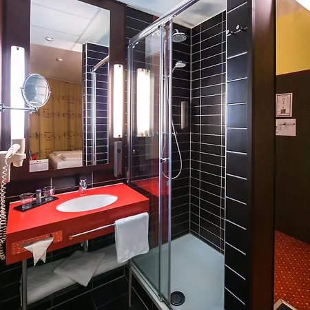 Western Amedia Art Hotel 4*